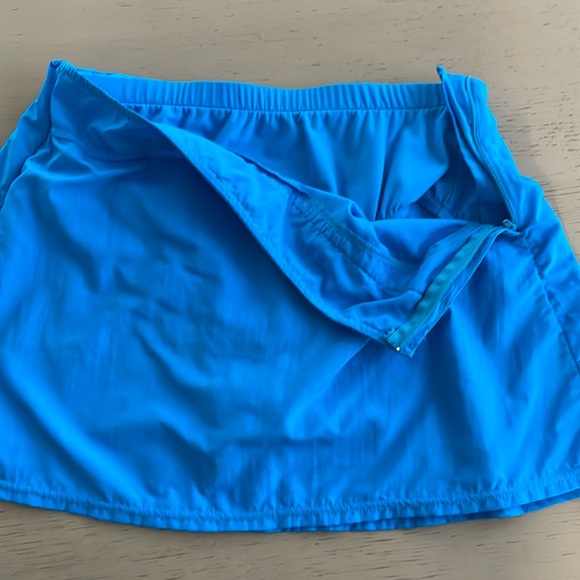 Lands’ End Shorts And Skort Size 10 - Picture 8 of 13